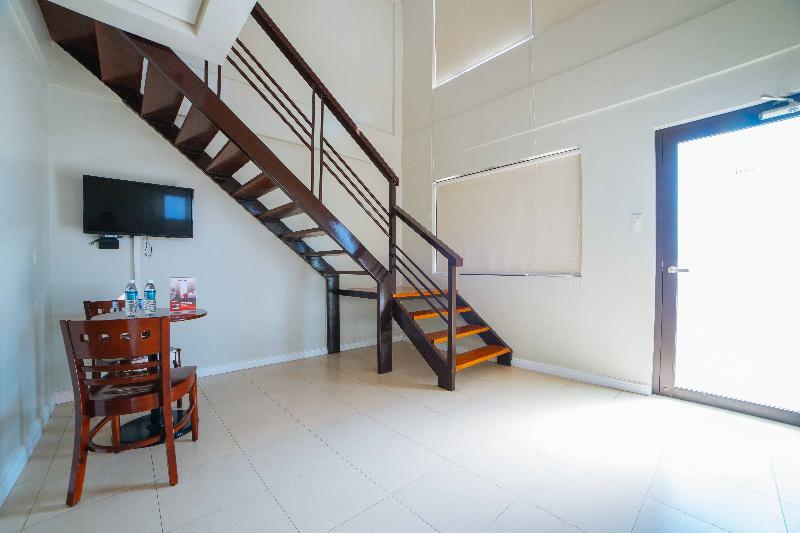 ريد دورز بلاس نير كابيتول كومنز Pasig City المظهر الخارجي الصورة